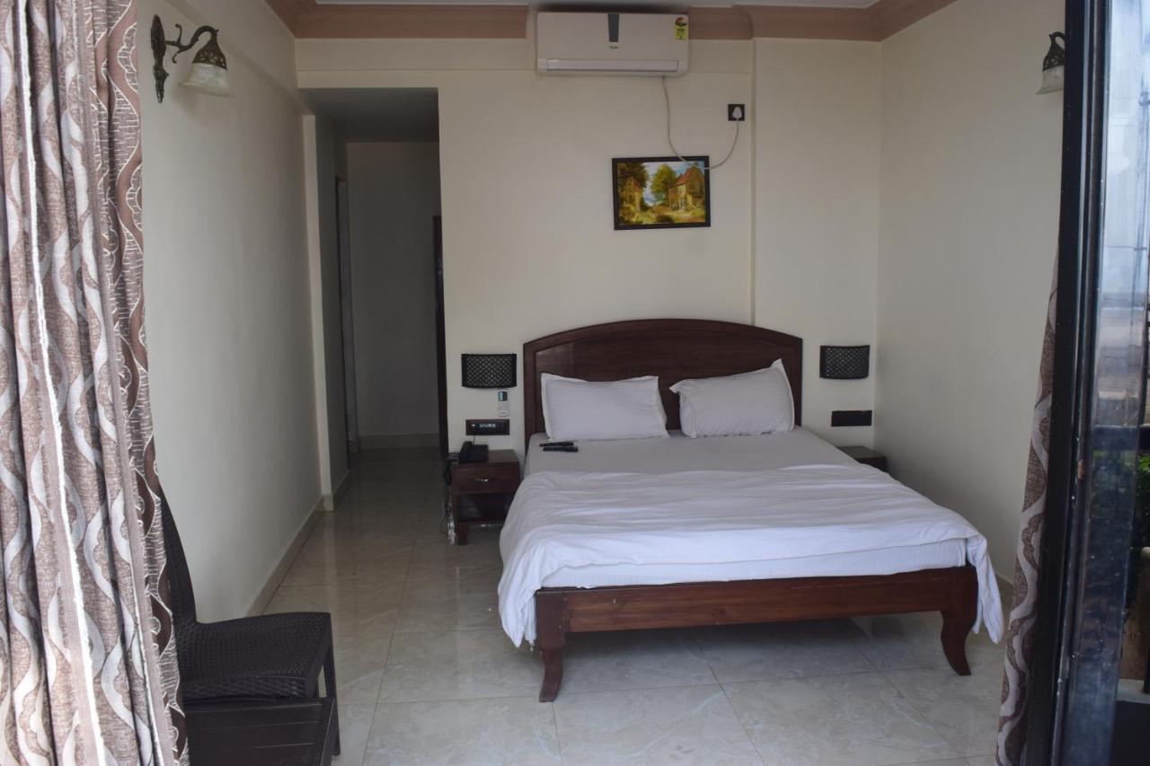 Hotel Murud Marina Экстерьер фото