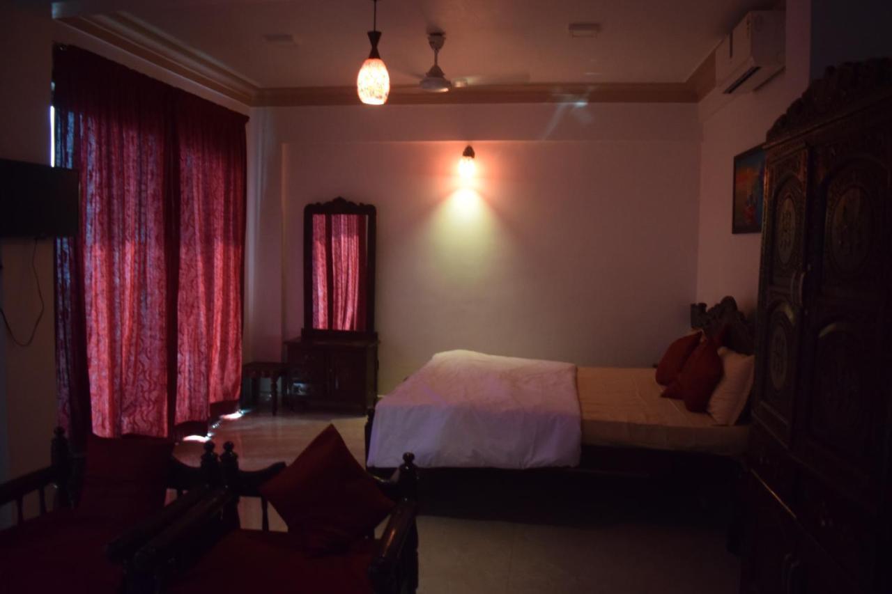 Hotel Murud Marina Экстерьер фото