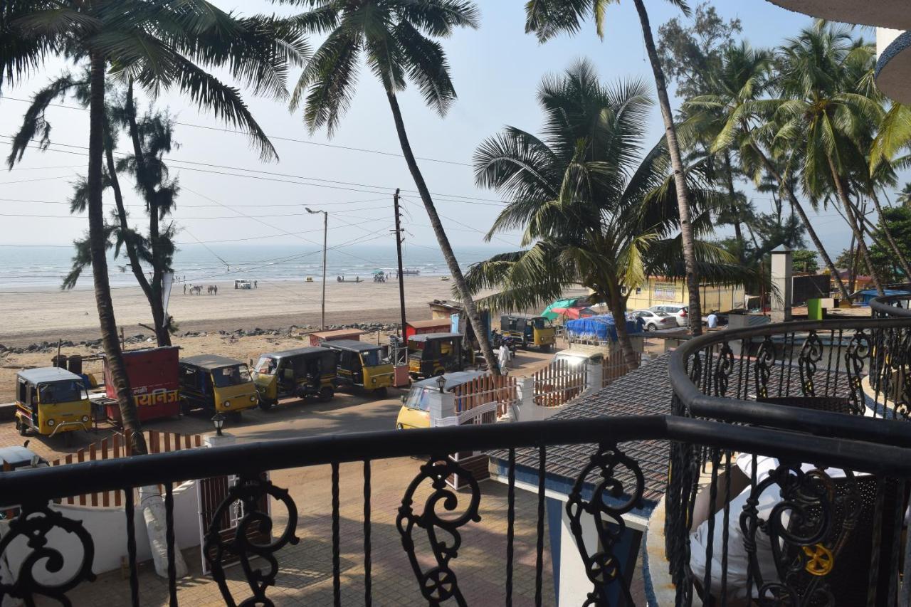 Hotel Murud Marina Экстерьер фото