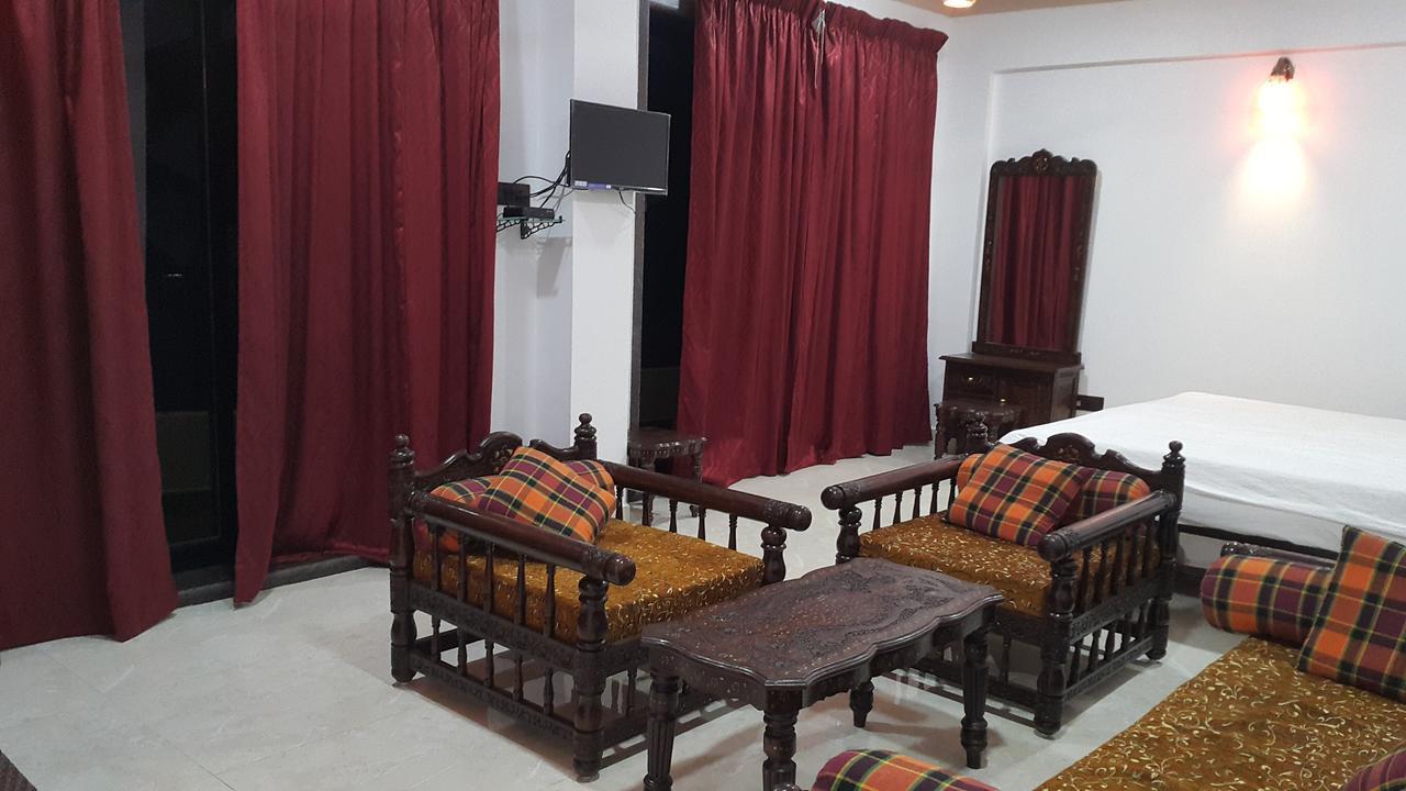 Hotel Murud Marina Экстерьер фото