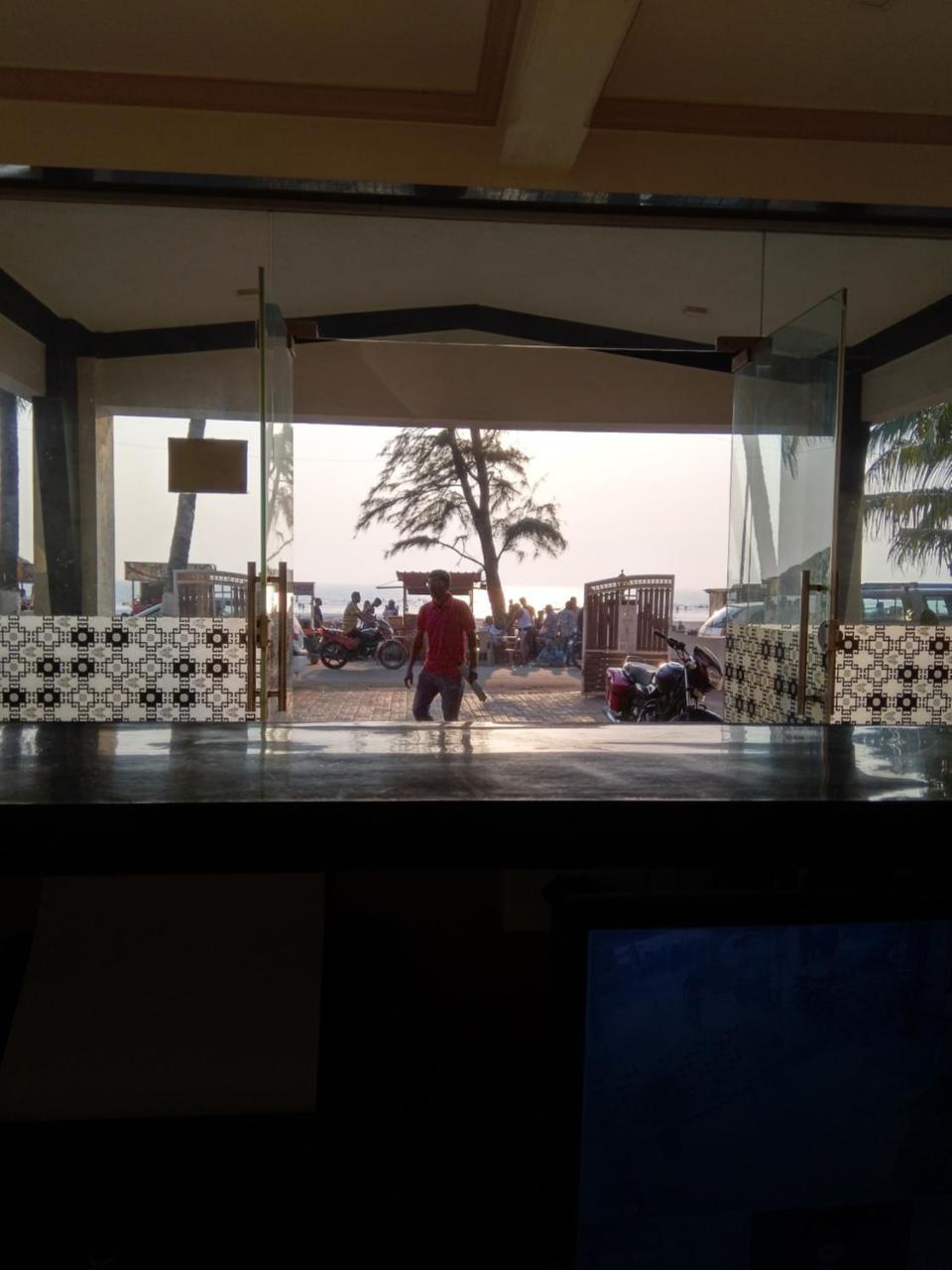 Hotel Murud Marina Экстерьер фото